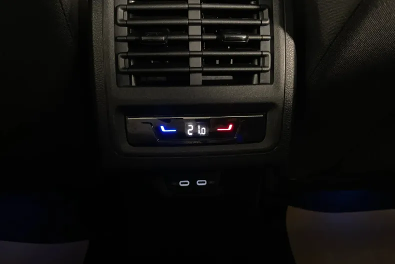 Volkswagen Golf din 2022 cu 51.604 km - oferta VOL236531 - foto 20