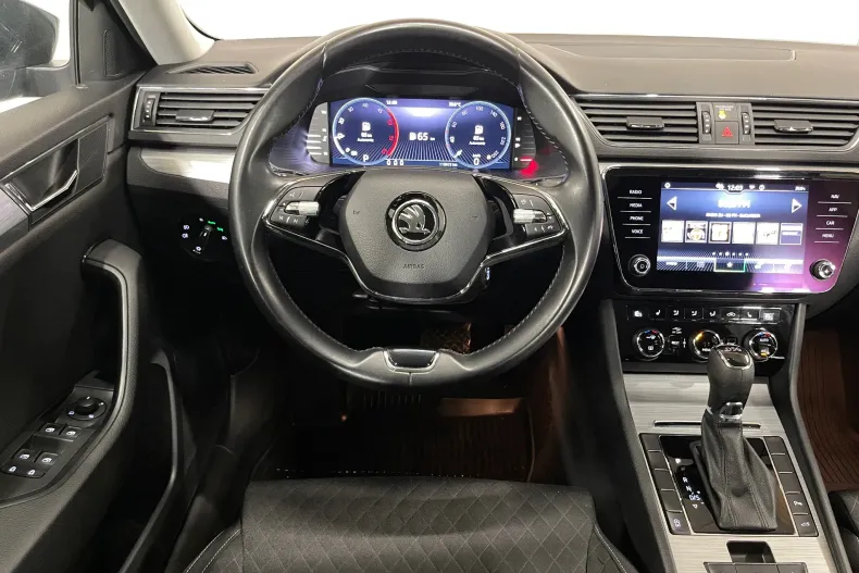 Skoda Superb din 2021 cu 119.972 km - oferta SKO236534 - foto 6