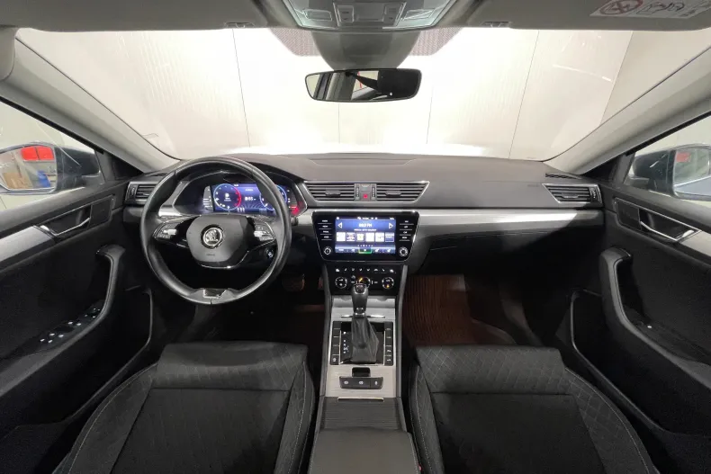 Skoda Superb din 2021 cu 119.972 km - oferta SKO236534 - foto 7
