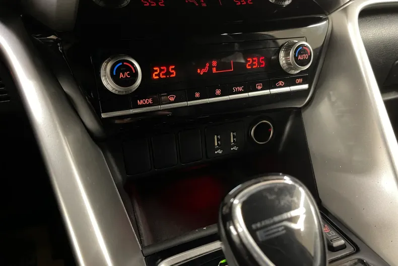 Mitsubishi Eclipse Cross din 2024 cu 26.004 km - oferta MIT236542 - foto 17