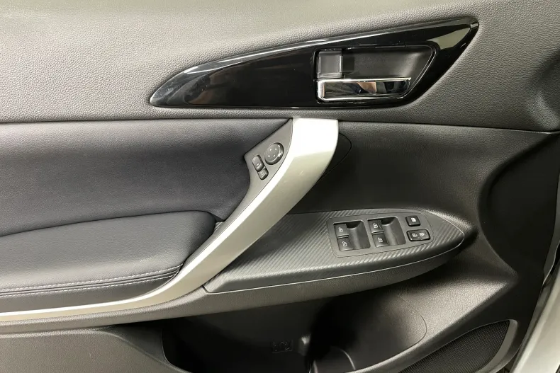 Mitsubishi Eclipse Cross din 2024 cu 26.004 km - oferta MIT236542 - foto 22