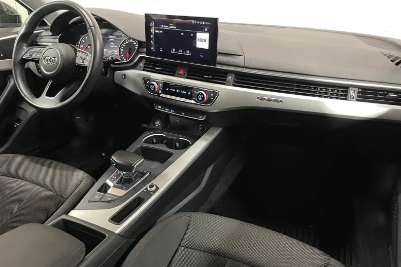 Audi A4 din 2021 cu 142.763 km - oferta AUD236553 - foto 8