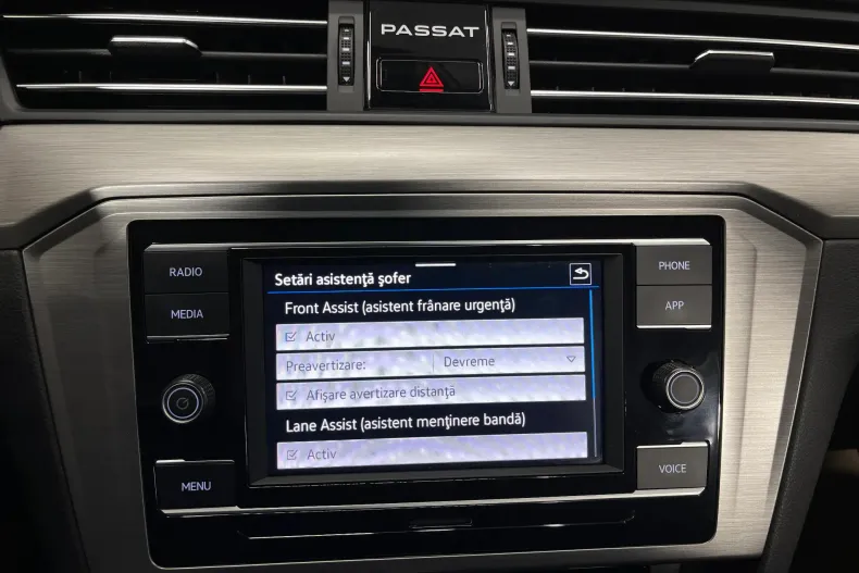 Volkswagen Passat din 2021 cu 39.325 km - oferta VOL236557 - foto 13