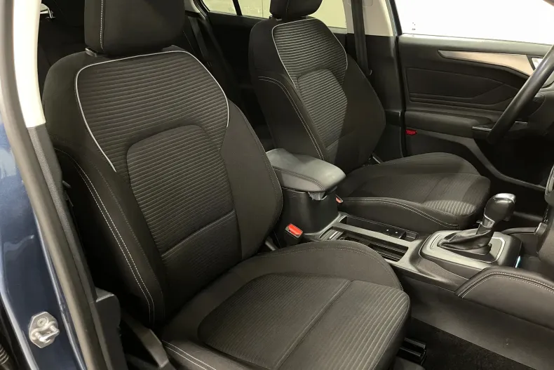 Ford Focus din 2023 cu 128.461 km - oferta FOR236559 - foto 9