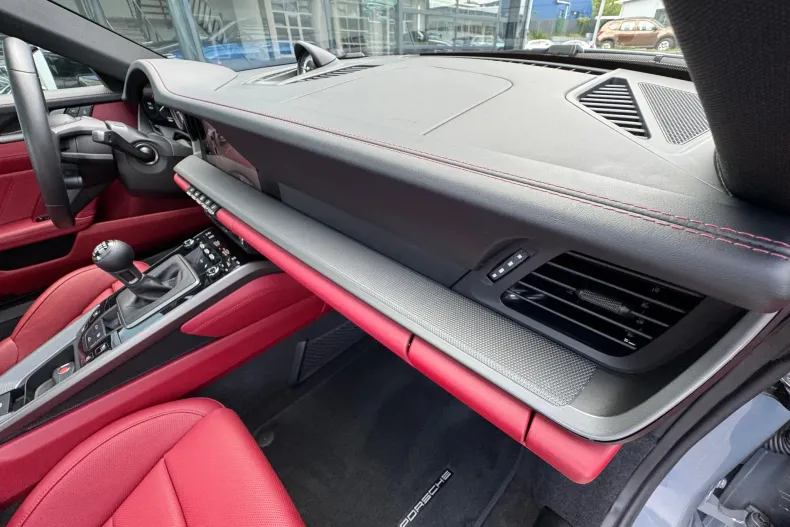 Porsche 911 din 2024 cu 6.500 km - oferta POR236566 - foto 23