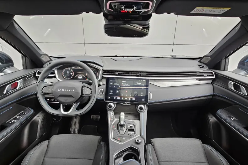 Lynk & Co 01 din 2023 cu 5.000 km - oferta LYN236567 - foto 9