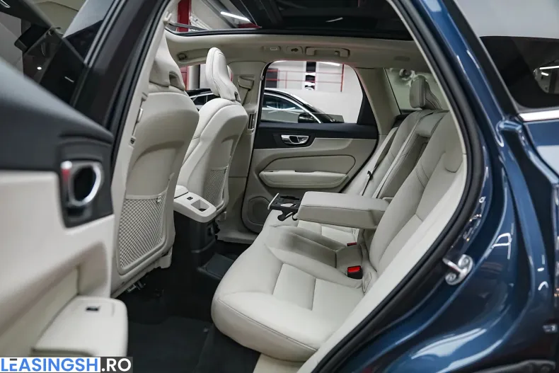 Volvo XC60 din 2023 cu 148.000 km - oferta VOL236569 - foto 6