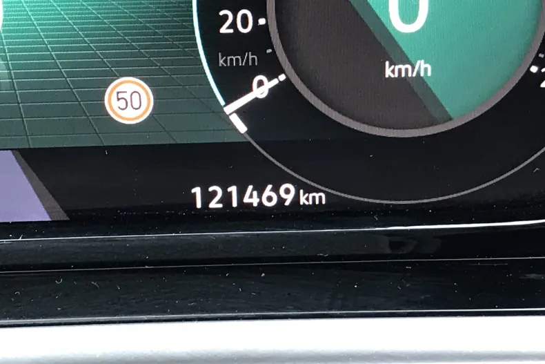 Volkswagen Golf din 2020 cu 121.469 km - oferta VOL236573 - foto 7