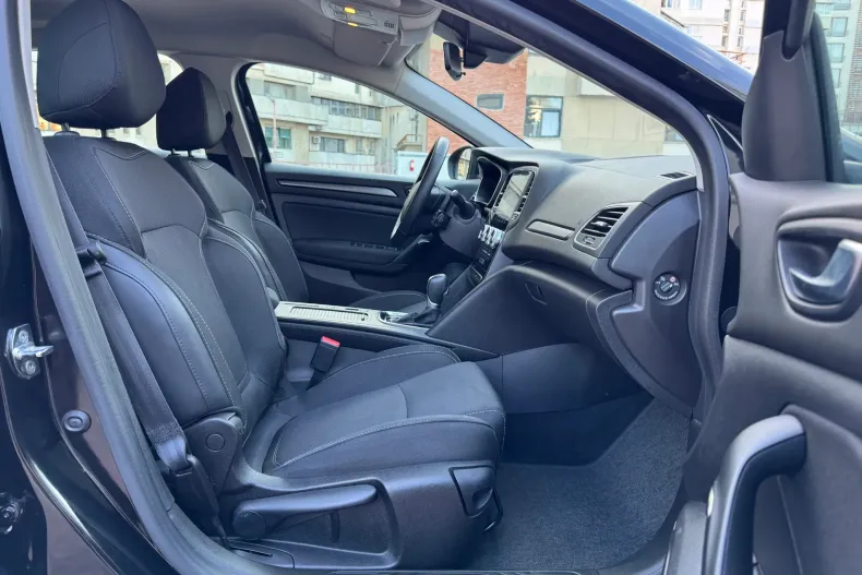 Renault Megane din 2021 cu 146.758 km - oferta REN236574 - foto 14