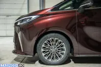 Lexus LM din 2025 cu 14.800 km - oferta LEX236576 - foto 16