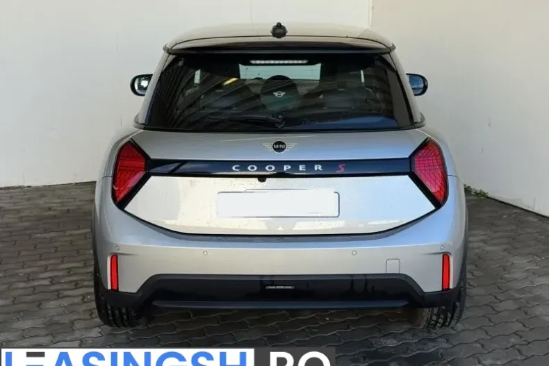 MINI Cooper S din 2025 cu 25.828 km - oferta MIN236583 - foto 3