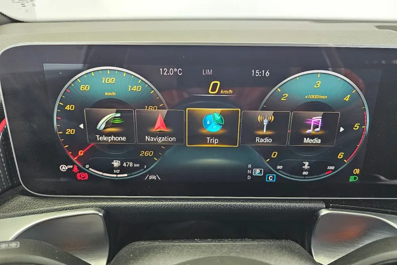 Mercedes-Benz GLB 200 (Clasa GLB) din 2020 cu 114.915 km - oferta MER236592 - foto 14
