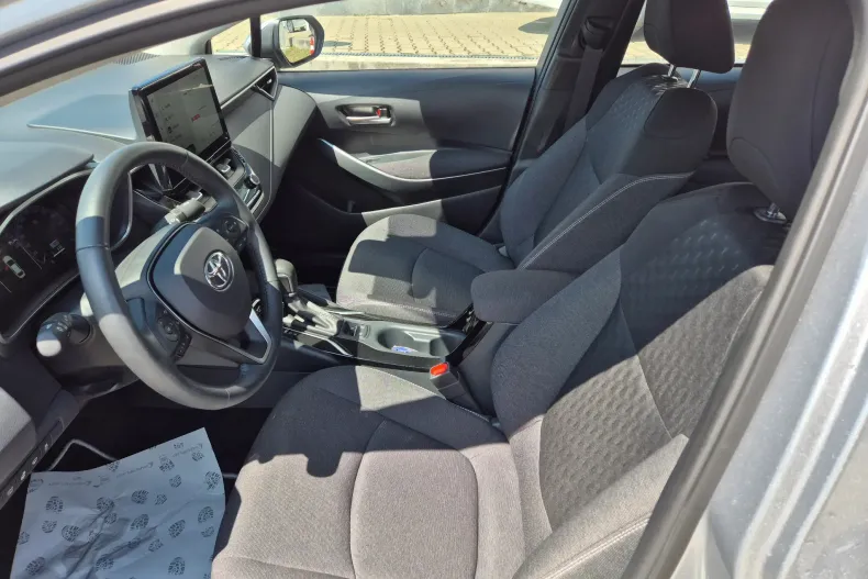 Toyota Corolla din 2025 cu 3.807 km - oferta TOY236596 - foto 9