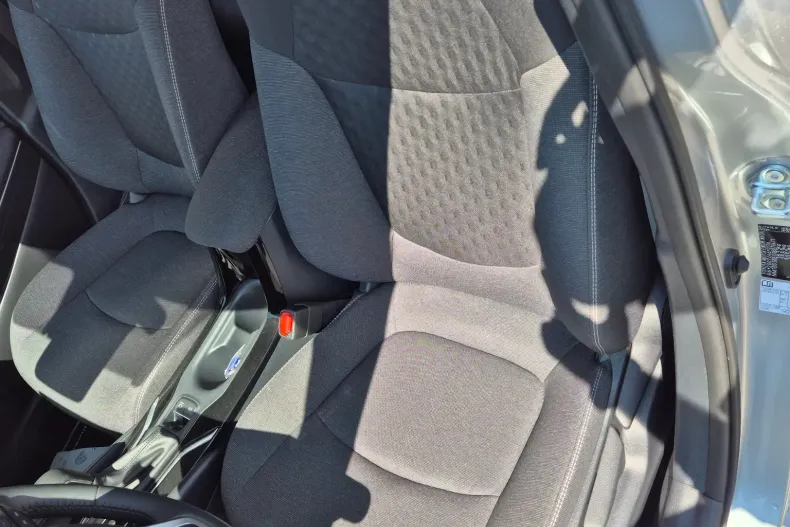 Toyota Corolla din 2025 cu 3.807 km - oferta TOY236596 - foto 16