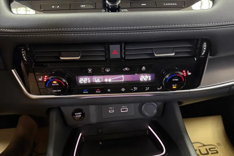 Nissan X-Trail din 2025 cu 4.622 km - oferta NIS236602 - foto 30