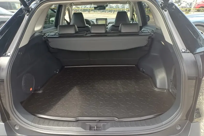 Toyota RAV4 din 2022 cu 84.020 km - oferta TOY236604 - foto 6
