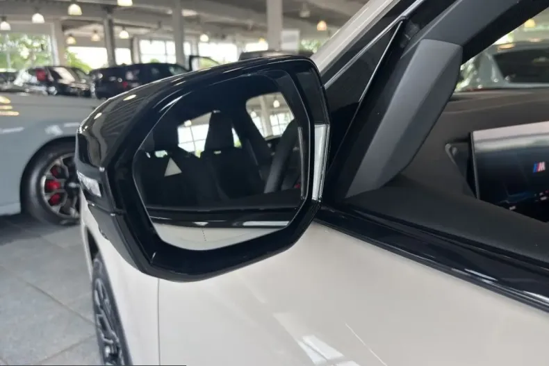 BMW X3 (Seria X) din 2025 cu 11.653 km - oferta BMW236609 - foto 17
