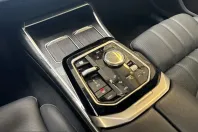 BMW 750 (Seria 7) din 2025 cu 24.499 km - oferta BMW236617 - foto 13