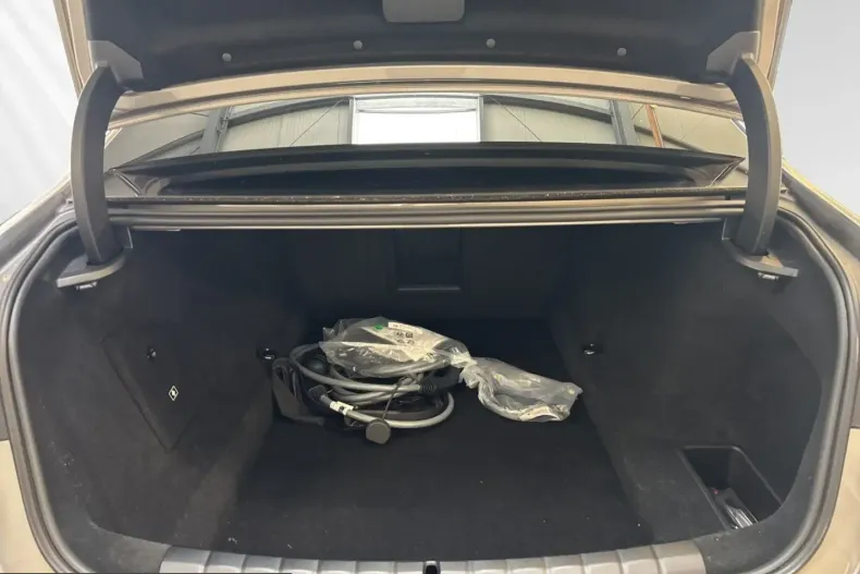 BMW 750 (Seria 7) din 2025 cu 24.499 km - oferta BMW236617 - foto 16