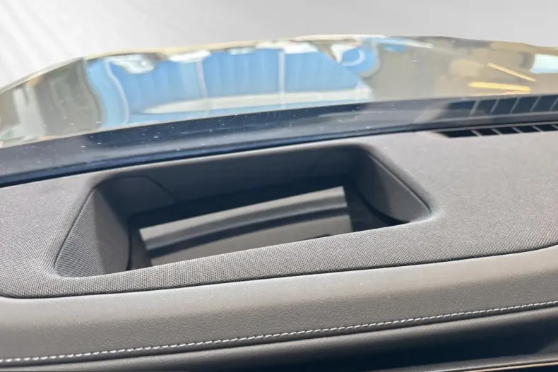 BMW 750 (Seria 7) din 2025 cu 24.499 km - oferta BMW236617 - foto 22