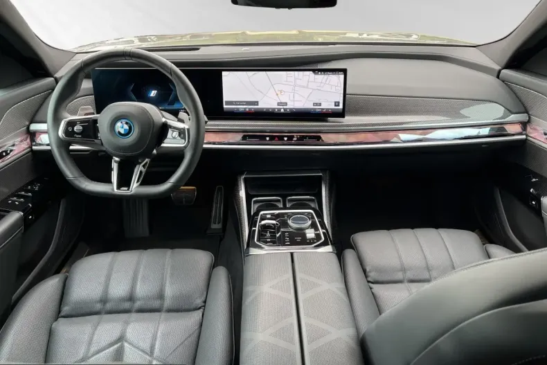 BMW 750 (Seria 7) din 2024 cu 58.102 km - oferta BMW236618 - foto 11
