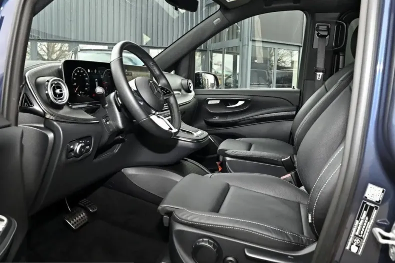 Mercedes-Benz V 300 (Clasa V) din 2025 cu 29.788 km - oferta MER236619 - foto 12