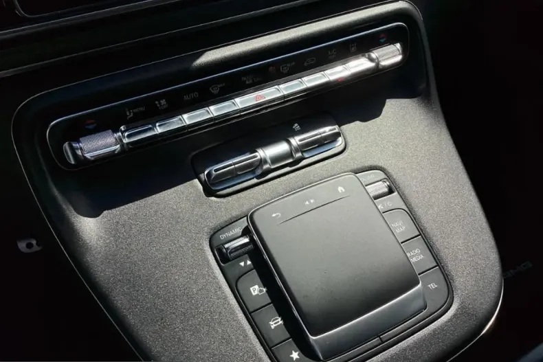 Mercedes-Benz V 300 (Clasa V) din 2025 cu 23.910 km - oferta MER236620 - foto 19