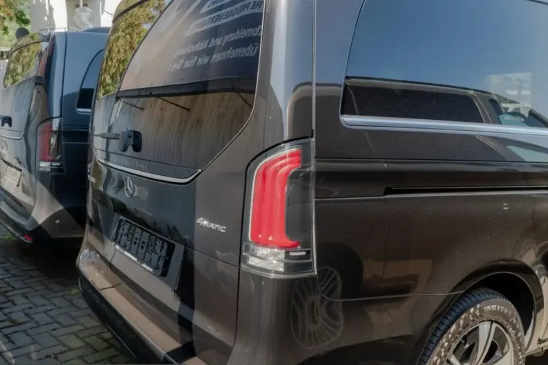 Mercedes-Benz V 300 (Clasa V) din 2025 cu 8.220 km - oferta MER236624 - foto 5