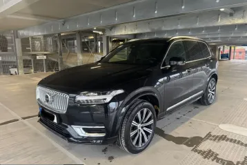 Volvo XC90 din 2022 - oferta VOL236636