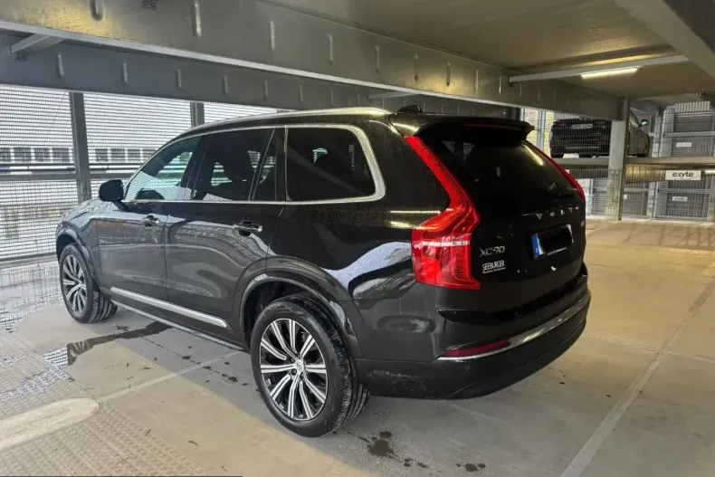 Volvo XC90 din 2022 cu 91.161 km - oferta VOL236636 - foto 4