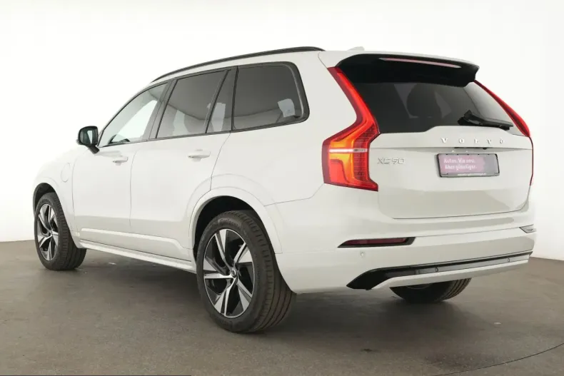 Volvo XC90 din 2022 cu 71.680 km - oferta VOL236638 - foto 7
