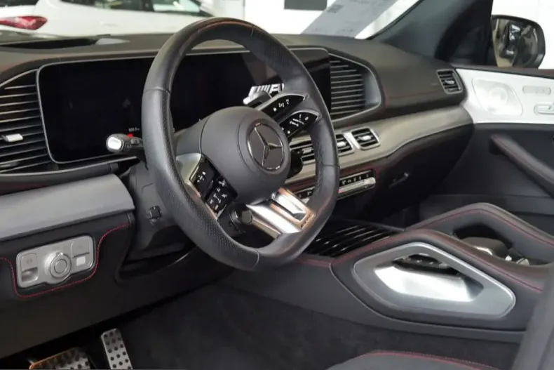 Mercedes-Benz GLE 53 AMG (Clasa GLE) din 2025 cu 15.722 km - oferta MER236641 - foto 13