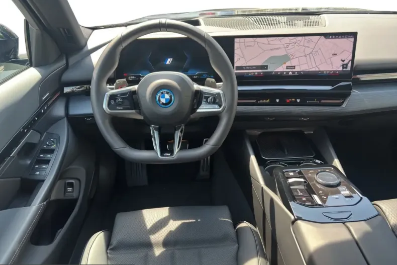 BMW 530 (Seria 5) din 2025 cu 49.113 km - oferta BMW236649 - foto 5
