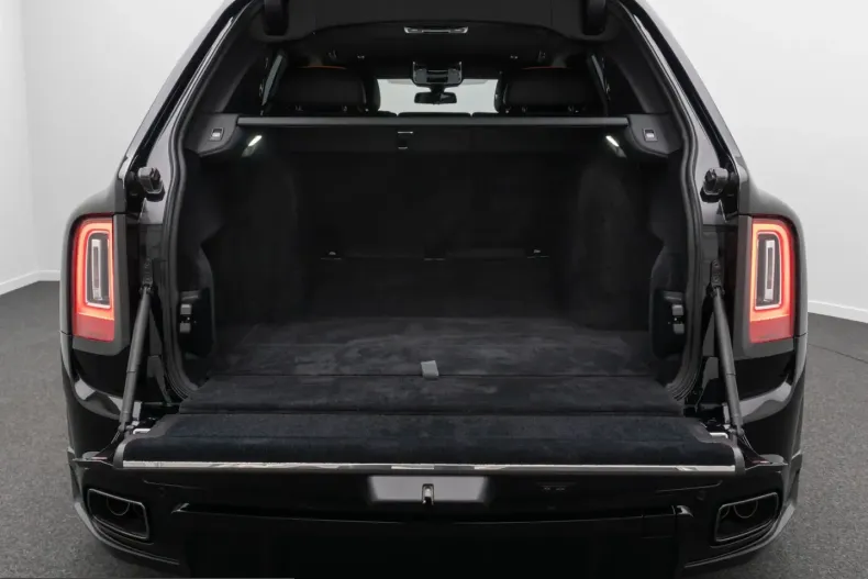 Rolls-Royce Cullinan din 2021 cu 39.987 km - oferta ROL236654 - foto 12