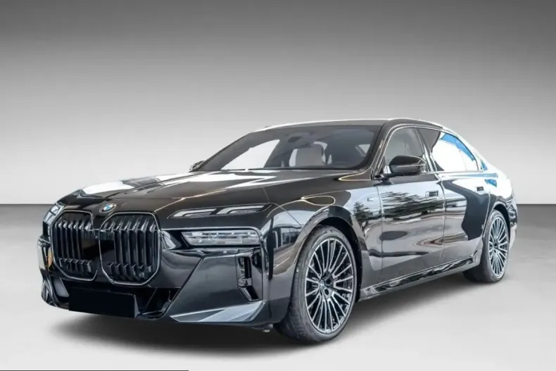 BMW 740 (Seria 7) din 2025 cu 22.800 km - oferta BMW236683 - foto 1