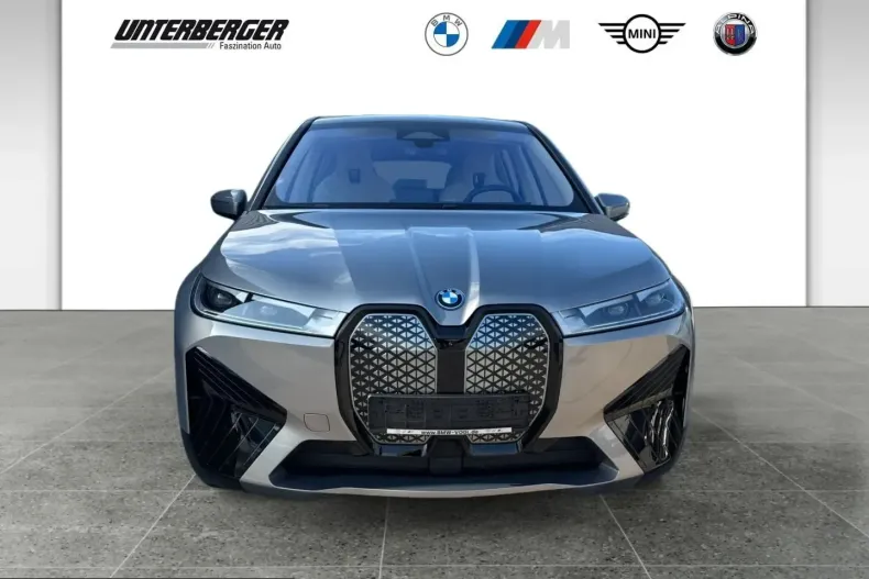 BMW iX din 2025 cu 8.579 km - oferta BMW236686 - foto 2