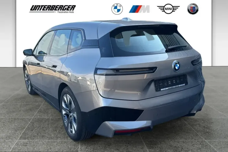 BMW iX din 2025 cu 8.579 km - oferta BMW236686 - foto 4