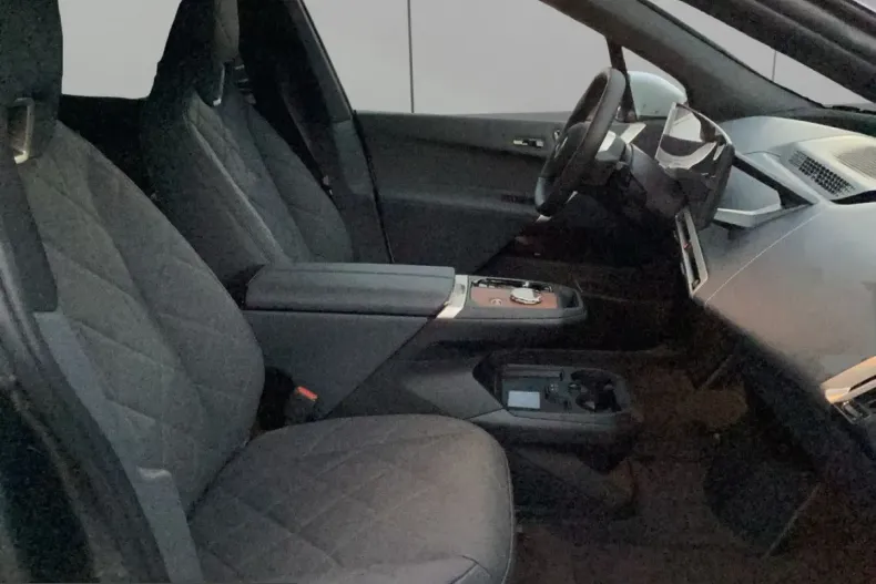 BMW iX din 2025 cu 18.551 km - oferta BMW236687 - foto 6