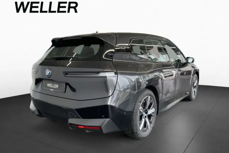 BMW iX din 2025 cu 7.321 km - oferta BMW236689 - foto 3