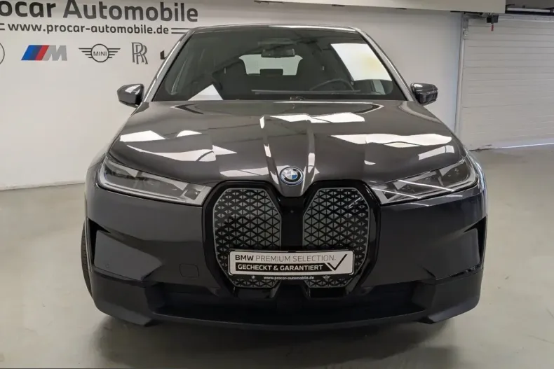BMW iX din 2025 cu 47.802 km - oferta BMW236692 - foto 1