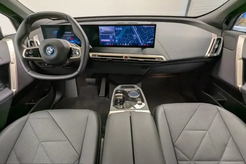 BMW iX din 2025 cu 47.802 km - oferta BMW236692 - foto 5