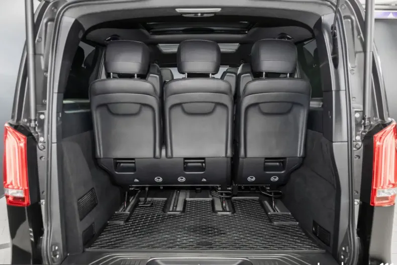 Mercedes-Benz V 300 (Clasa V) din 2022 cu 62.487 km - oferta MER236694 - foto 9