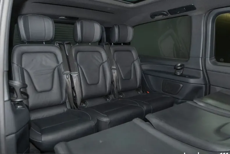 Mercedes-Benz V 300 (Clasa V) din 2022 cu 62.487 km - oferta MER236694 - foto 16