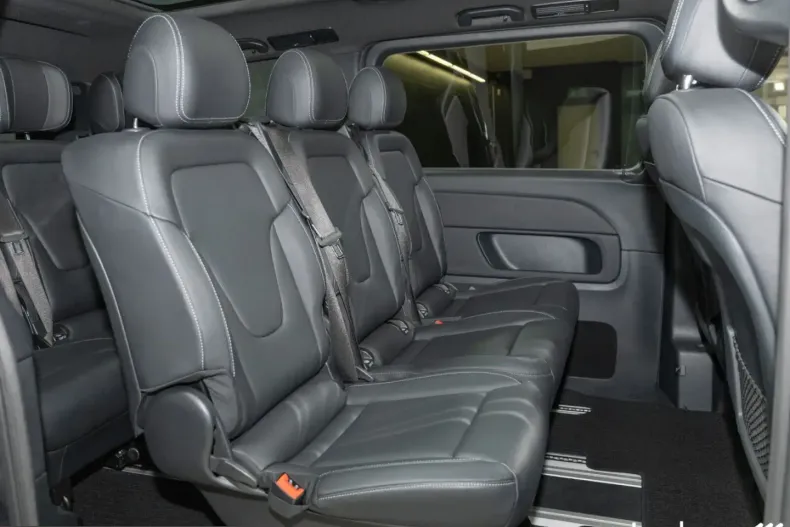 Mercedes-Benz V 300 (Clasa V) din 2022 cu 62.487 km - oferta MER236694 - foto 17
