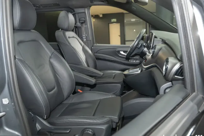 Mercedes-Benz V 300 (Clasa V) din 2022 cu 62.487 km - oferta MER236694 - foto 18