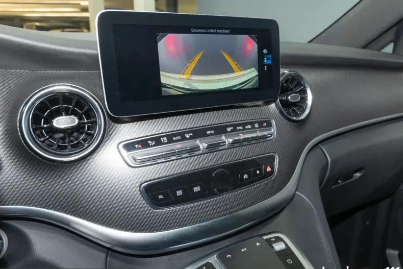 Mercedes-Benz V 300 (Clasa V) din 2022 cu 62.487 km - oferta MER236694 - foto 23
