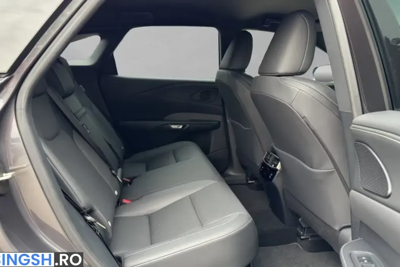 Lexus RX 350 din 2025 cu 4.210 km - oferta LEX236697 - foto 9