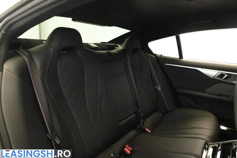 BMW M8 (Seria 8) din 2025 cu 18.700 km - oferta BMW236699 - foto 19