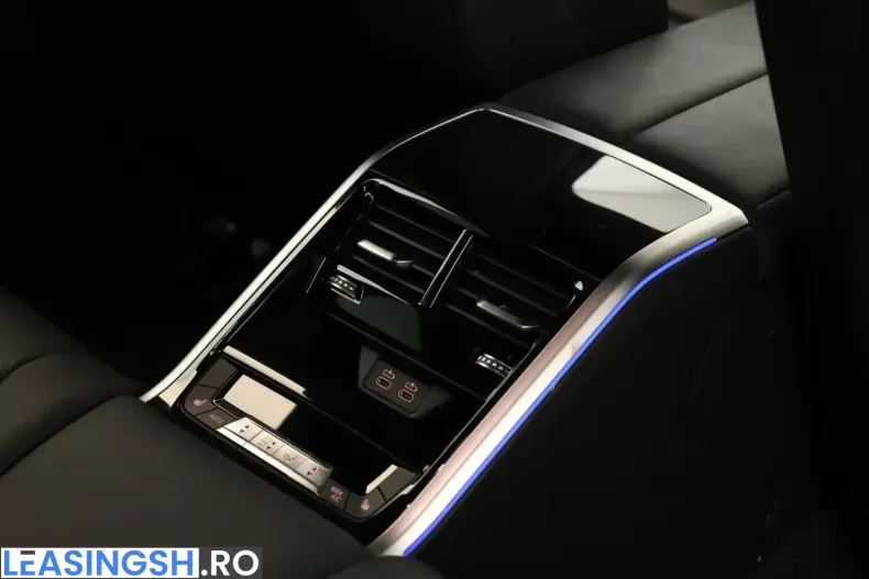 BMW M8 (Seria 8) din 2025 cu 18.700 km - oferta BMW236699 - foto 20