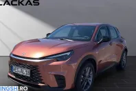 Lexus LBX din 2026 cu 3.800 km - oferta LEX236700 - foto 2